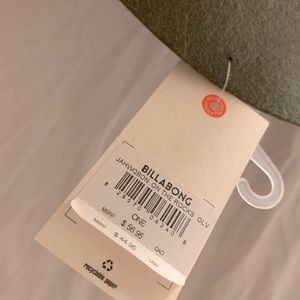 Billabong wide brimmed hat